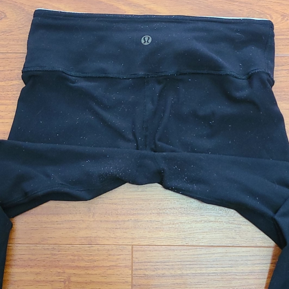 Lululemon Wunder Under Crop in Black/Teal Quilt - Picture 9 of 9